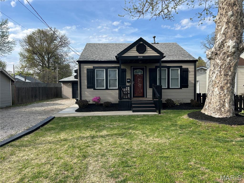 3404 Oak Drive, Alton IL — Photo 1