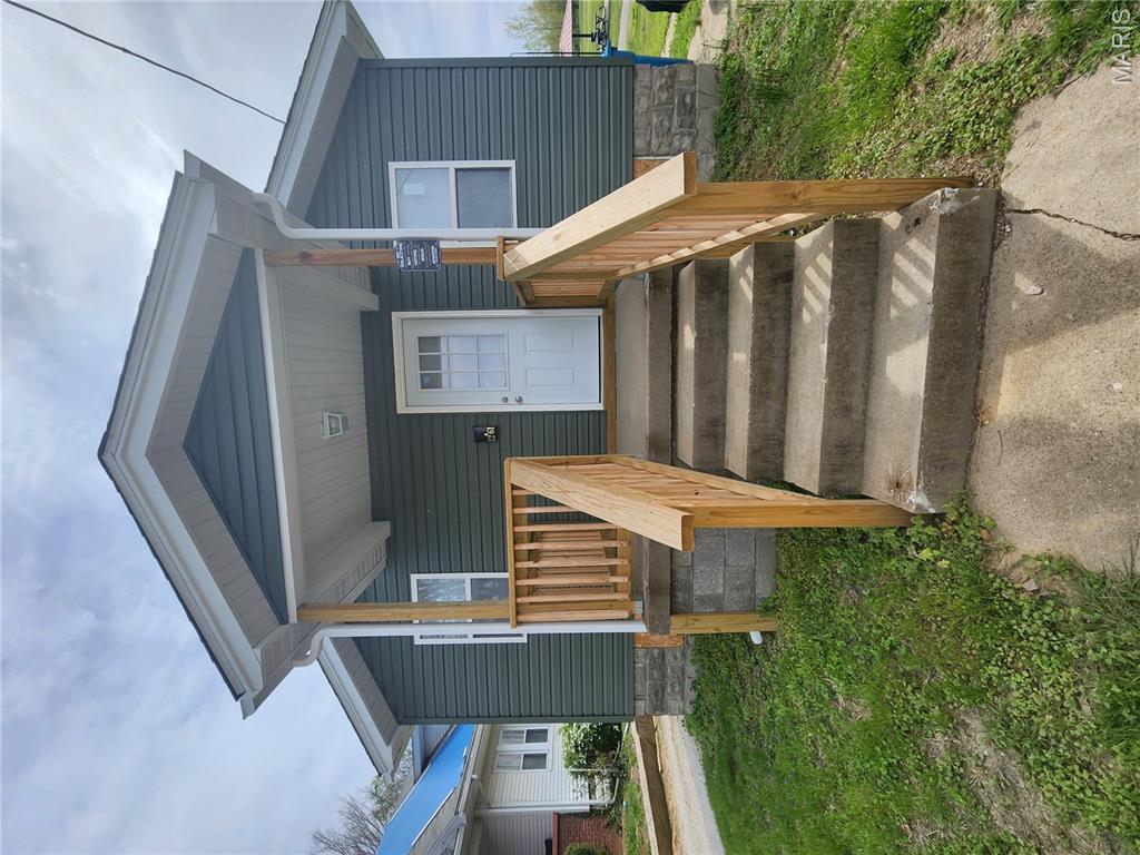 1261 State Street, Alton IL — Photo 1