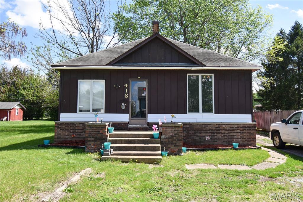 418 Elm Street