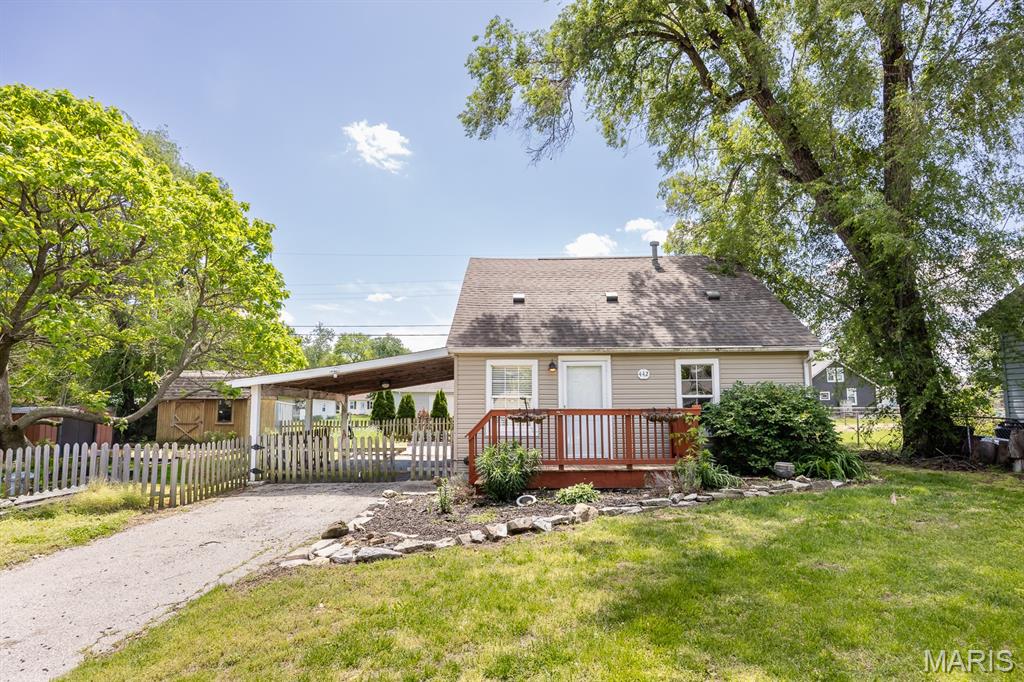 442 Pershing Avenue, Wood River IL — Photo 1
