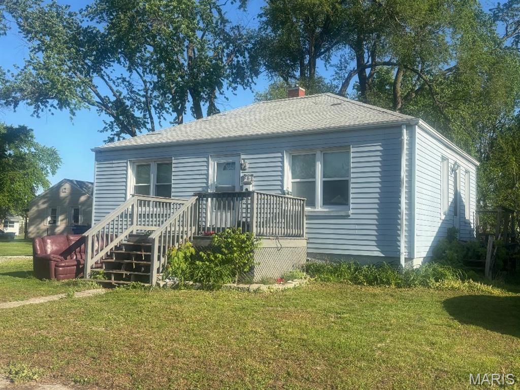 261 Victory Drive, East Alton IL — Photo 1