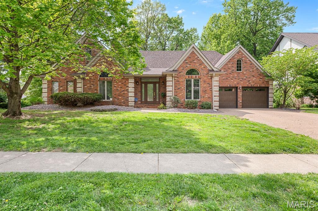 1005 Timberlake Drive, Edwardsville IL — Photo 1