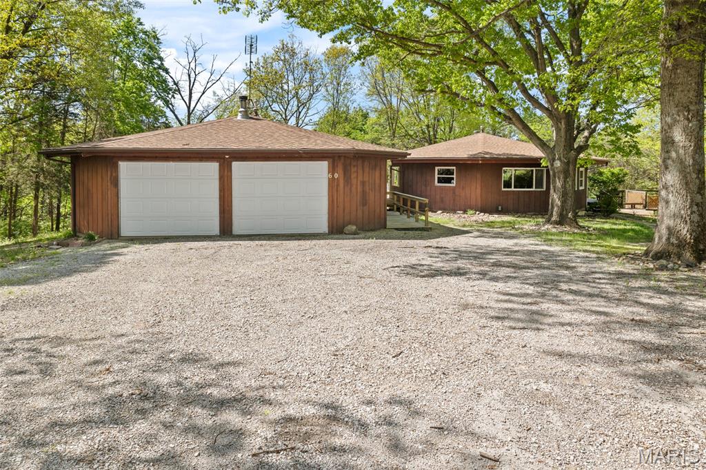 60 My Lane, Hillsboro IL — Photo 1