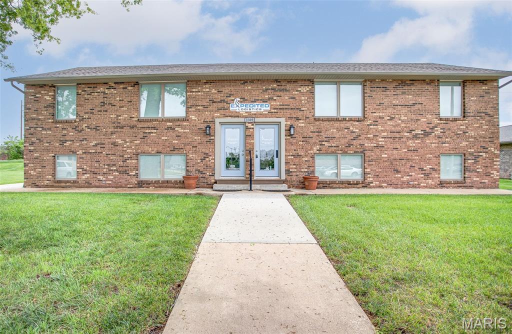 1309 Dadrian Professional Park, Godfrey IL — Photo 1
