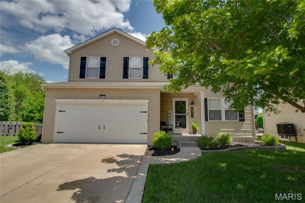 6811 Beall Court, Godfrey IL — Photo 1