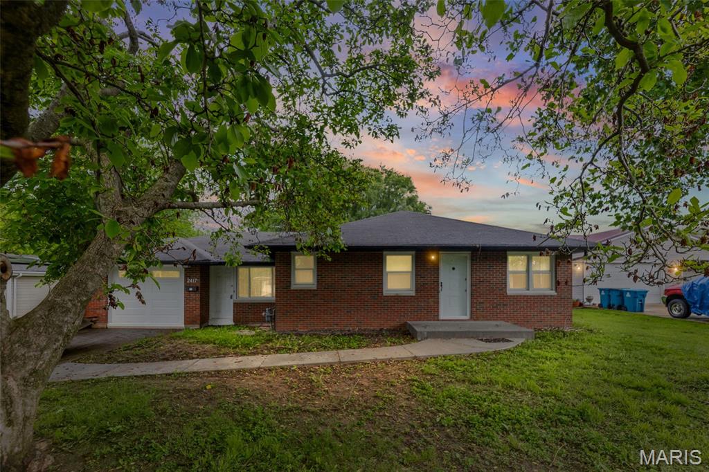 2417 Sylvan, Alton IL — Photo 1