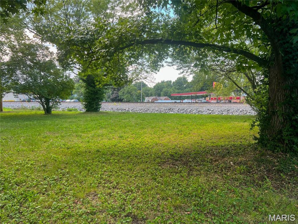 200 EDWARDS Street, Staunton IL — Photo 1