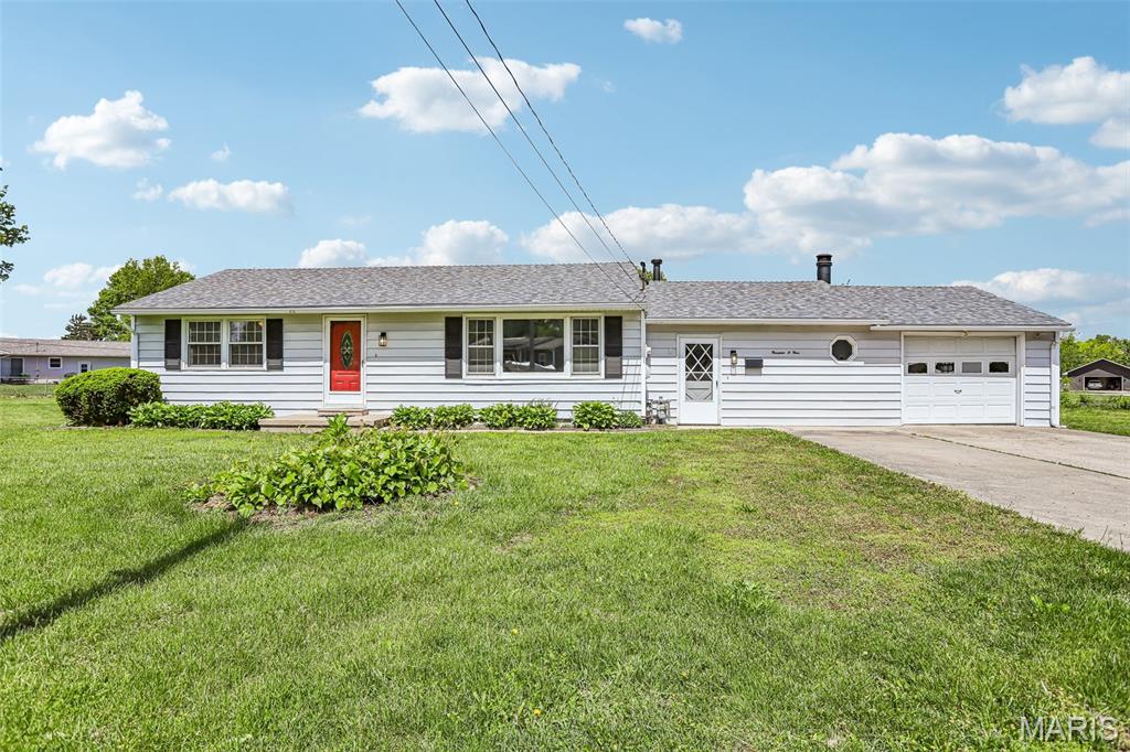 1909 Jackson Street, Litchfield IL — Photo 1