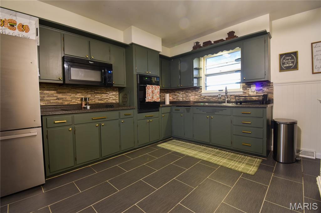 1304 Main Street, Highland IL — Photo 1