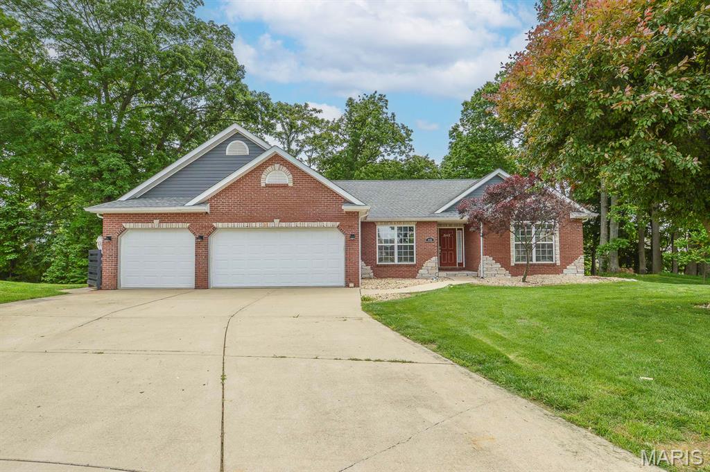 2452 Calico Lane, Maryville IL — Photo 1
