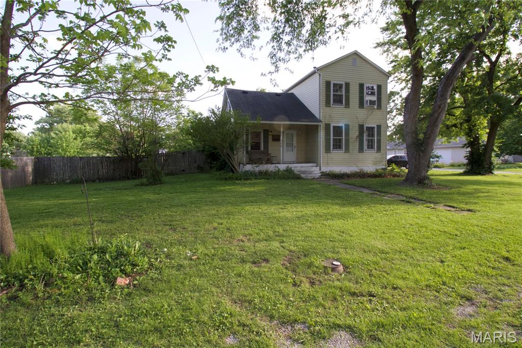 402 Elm Street, Bunker Hill IL — Photo 1