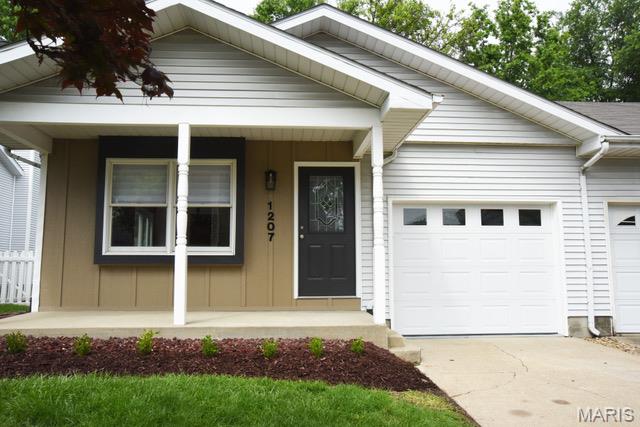 1207 Chancellor Drive, Edwardsville IL — Photo 1