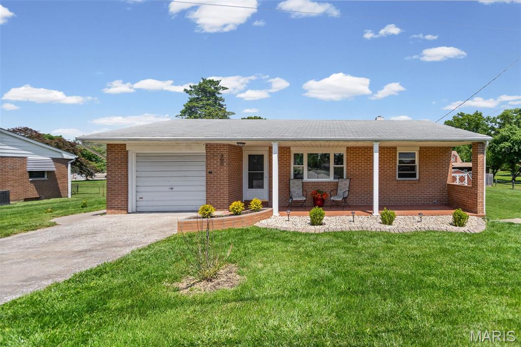 300 Nelder Drive, Godfrey IL — Photo 1