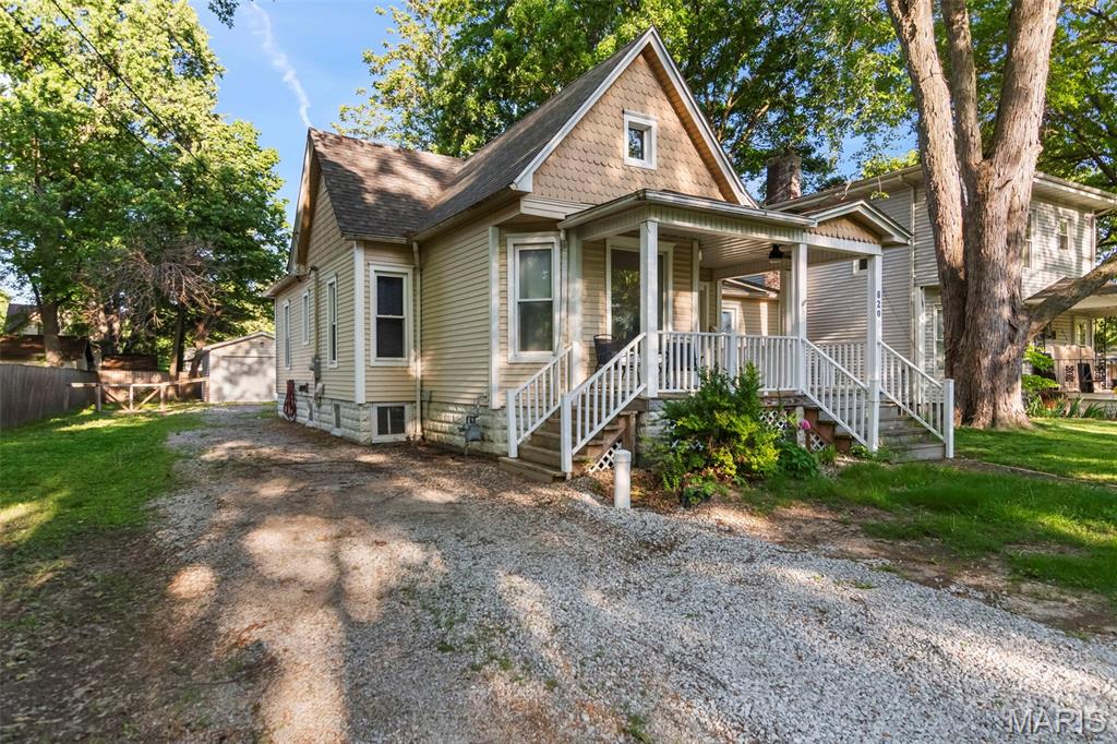 620 Walnut Street, Litchfield IL — Photo 1