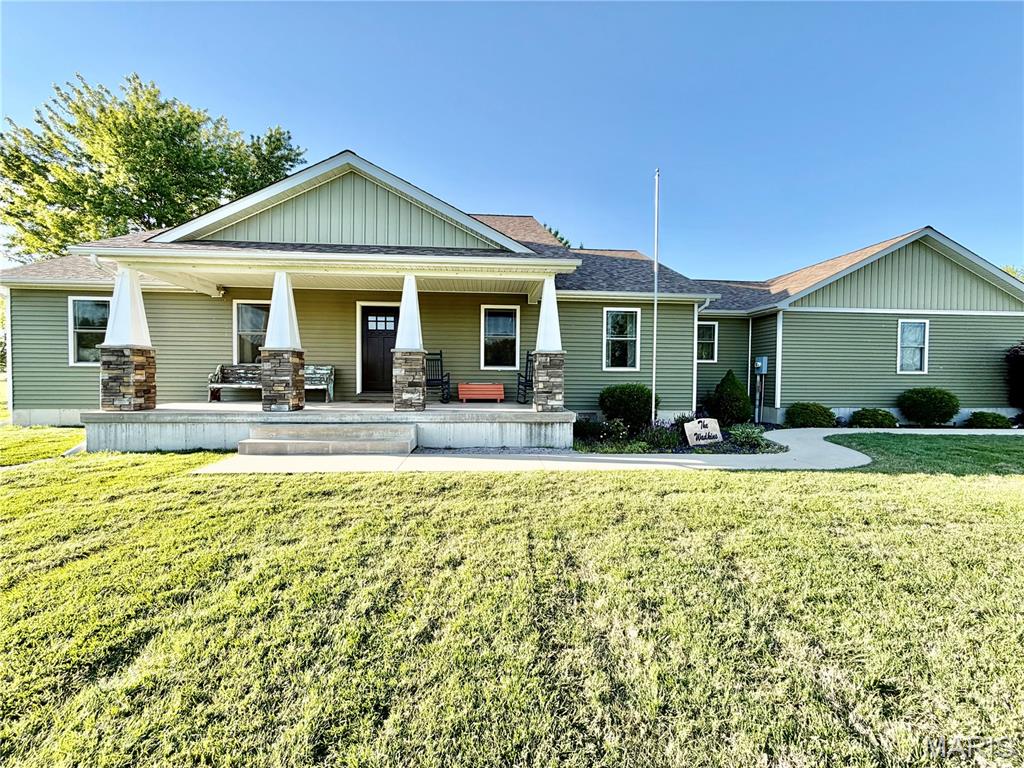 21322 Lake Ka Ho Road, Mount Olive IL — Photo 1