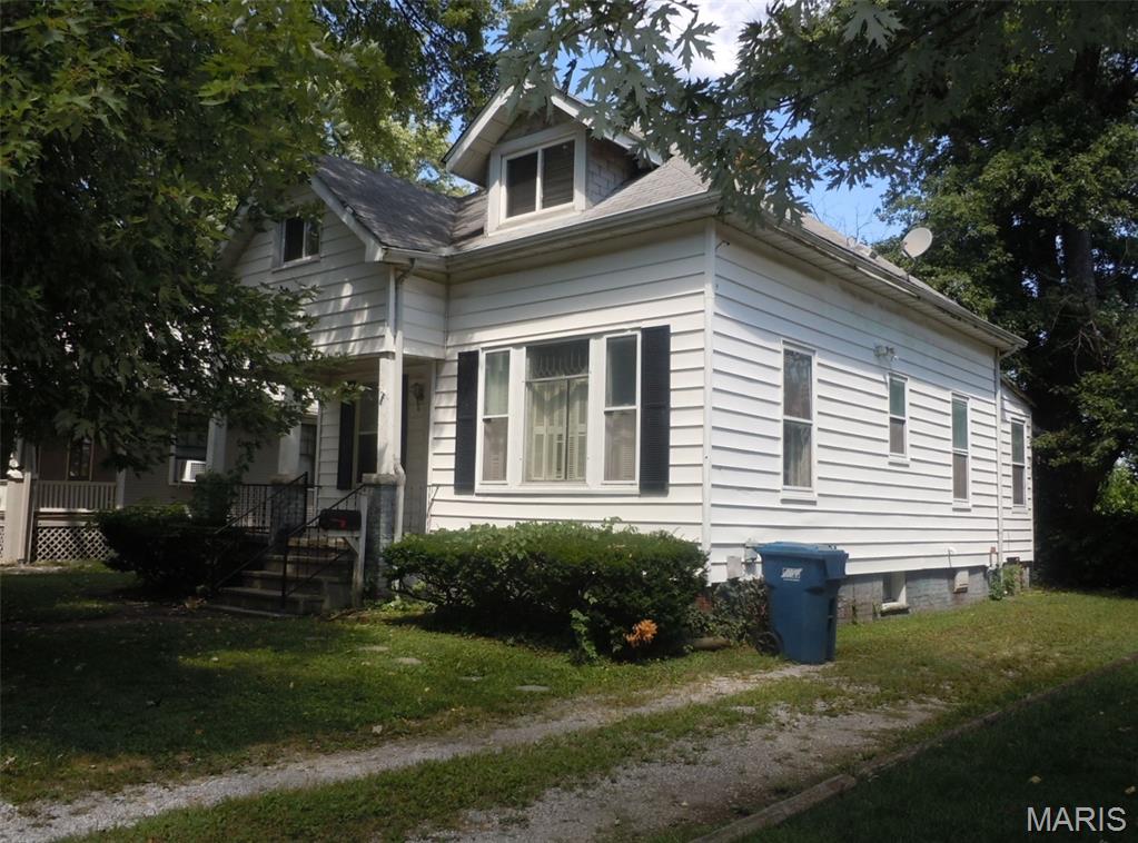 406 Springer Avenue, Edwardsville IL — Photo 1