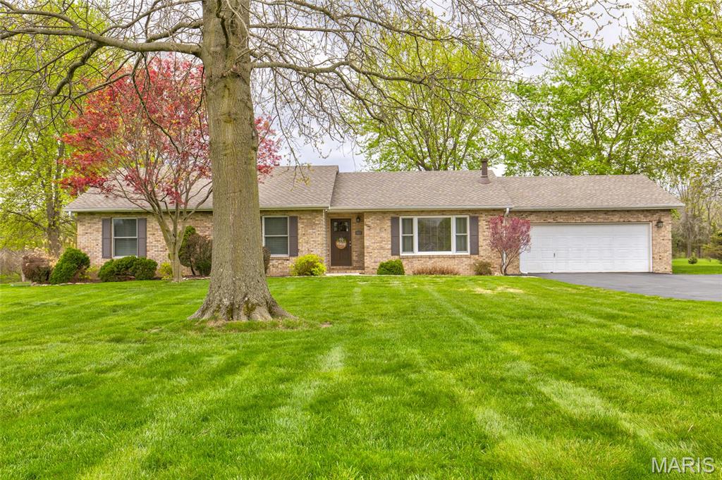 403 Northfork Drive, Brighton IL — Photo 1