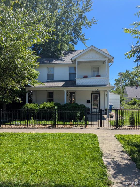 214 Main, Greenville IL — Photo 1