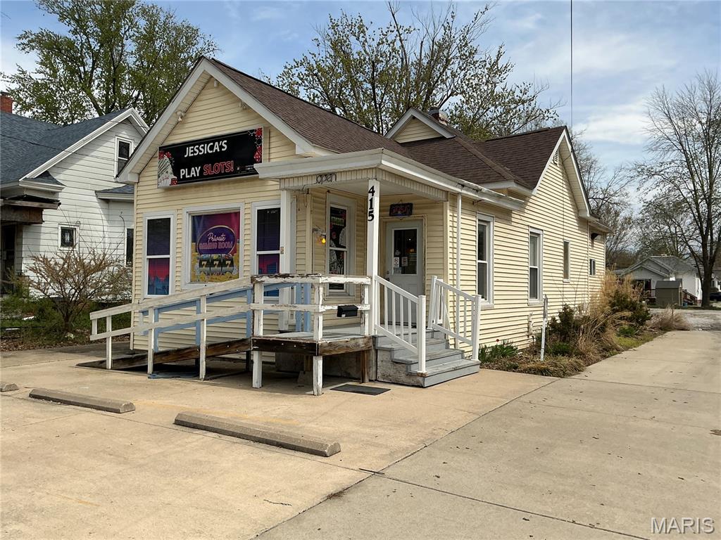 415 Broad Street