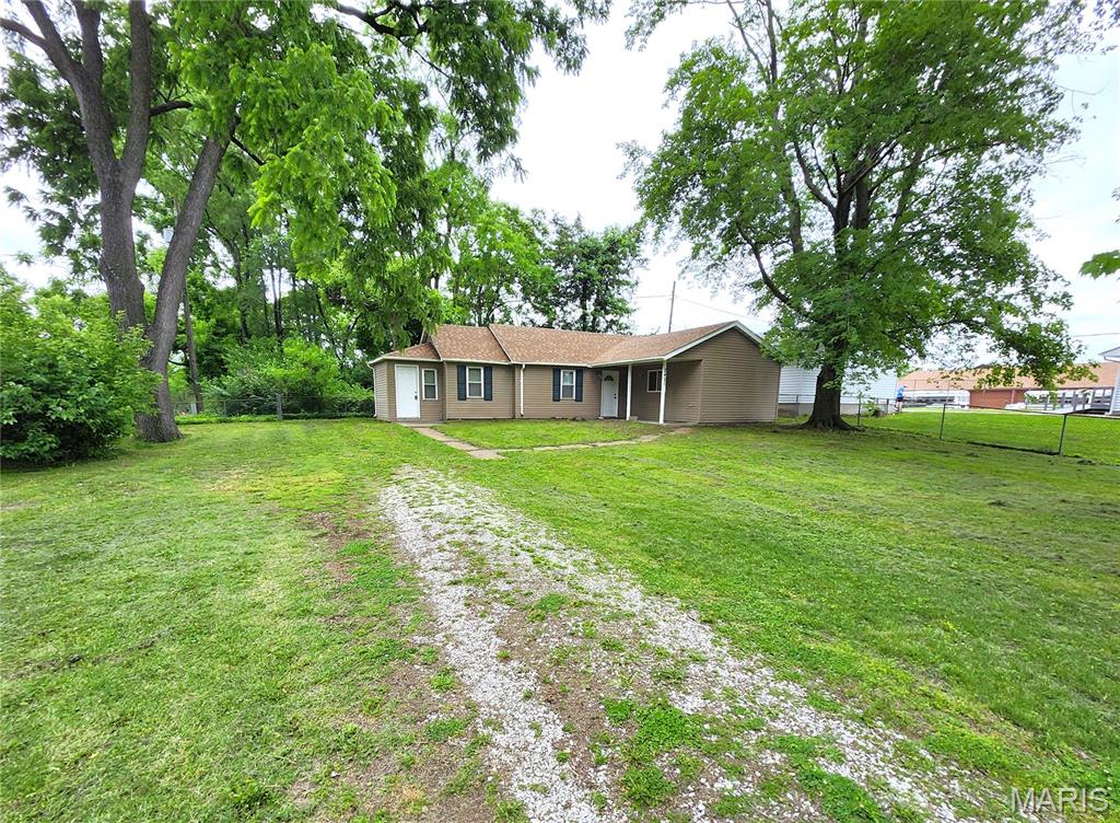 2421 OHIO Avenue, Granite City IL — Photo 1