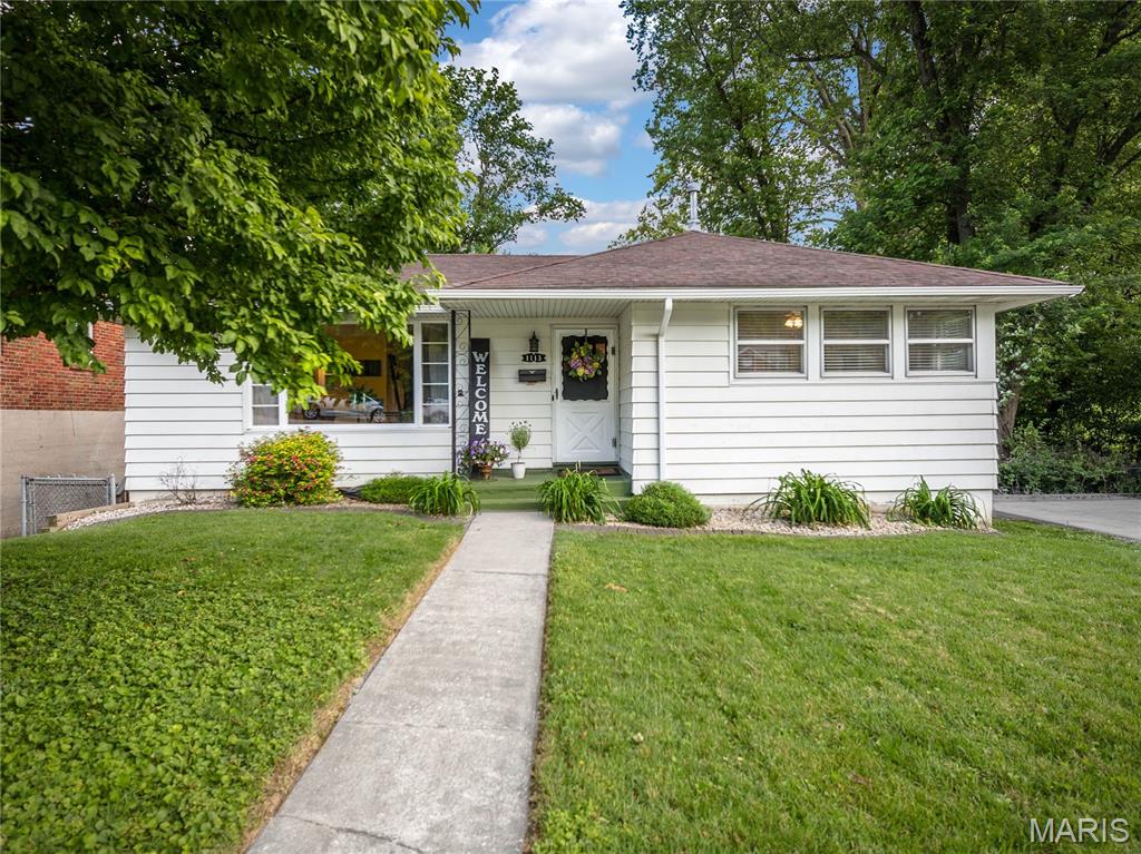 1113 McPherson Avenue, Alton IL — Photo 1