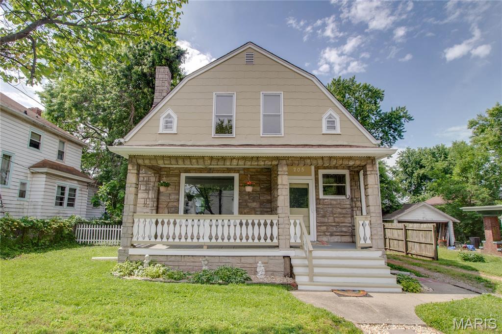 205 12th Street, Alton IL — Photo 1