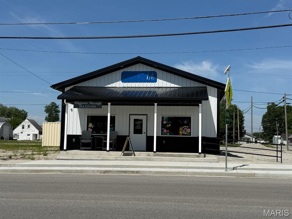 307 Superior Street, Ramsey IL — Photo 1