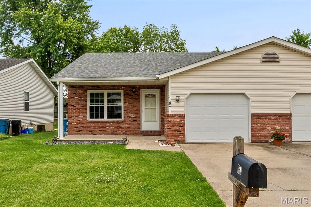 187 Northview Drive, Highland IL — Photo 1