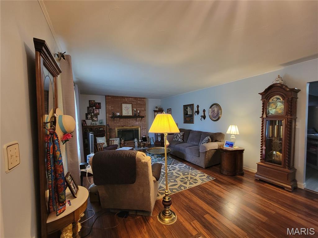 Photo 3