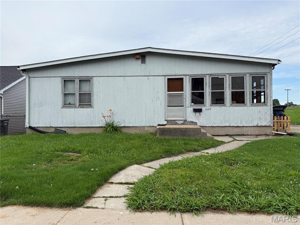1835 Market Street, Madison IL — Photo 1