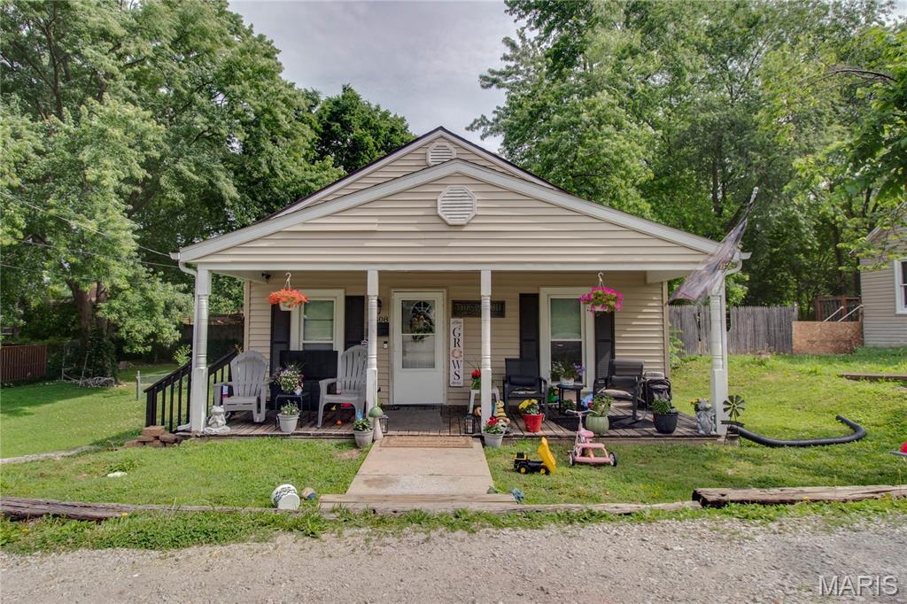 3308 Fernwood Avenue, Alton IL — Photo 1