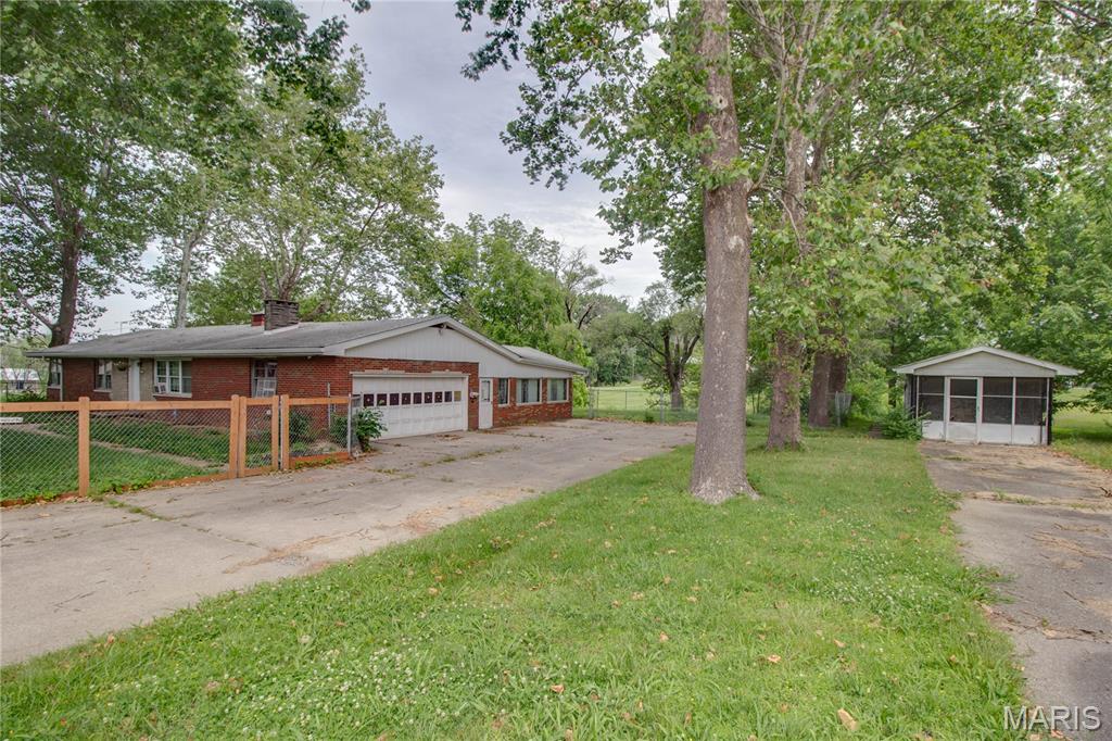 427 Ruth Avenue, Cottage Hills IL — Photo 1