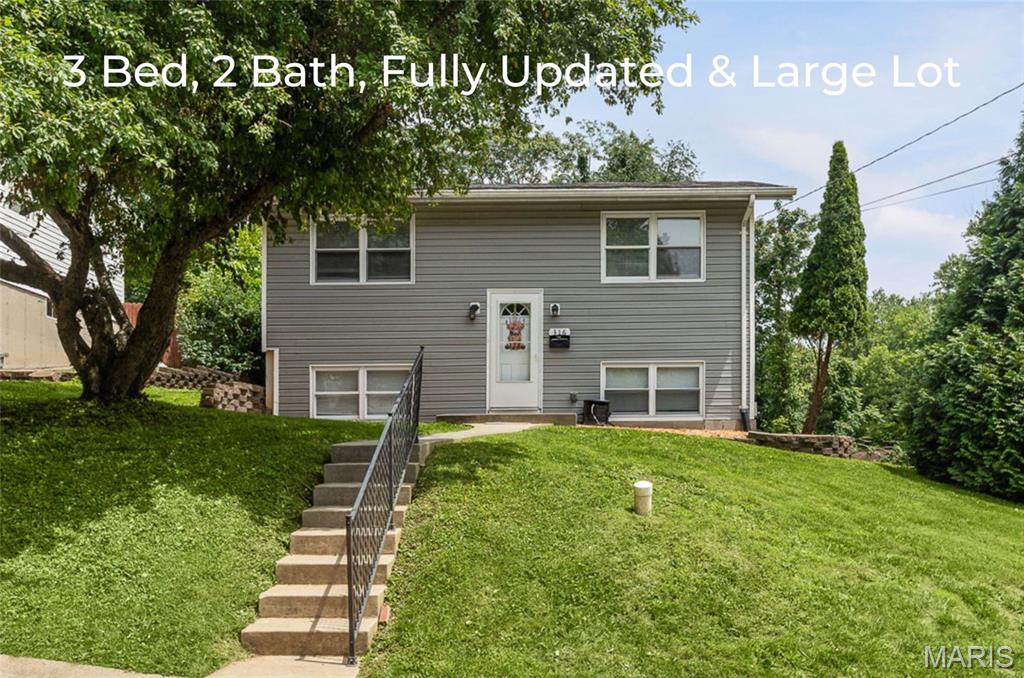 316 Locust Street, Edwardsville IL — Photo 1
