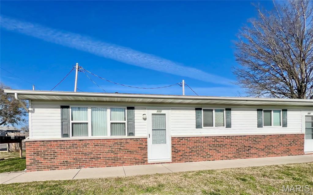 117 14th Street, Wood River IL — Photo 1