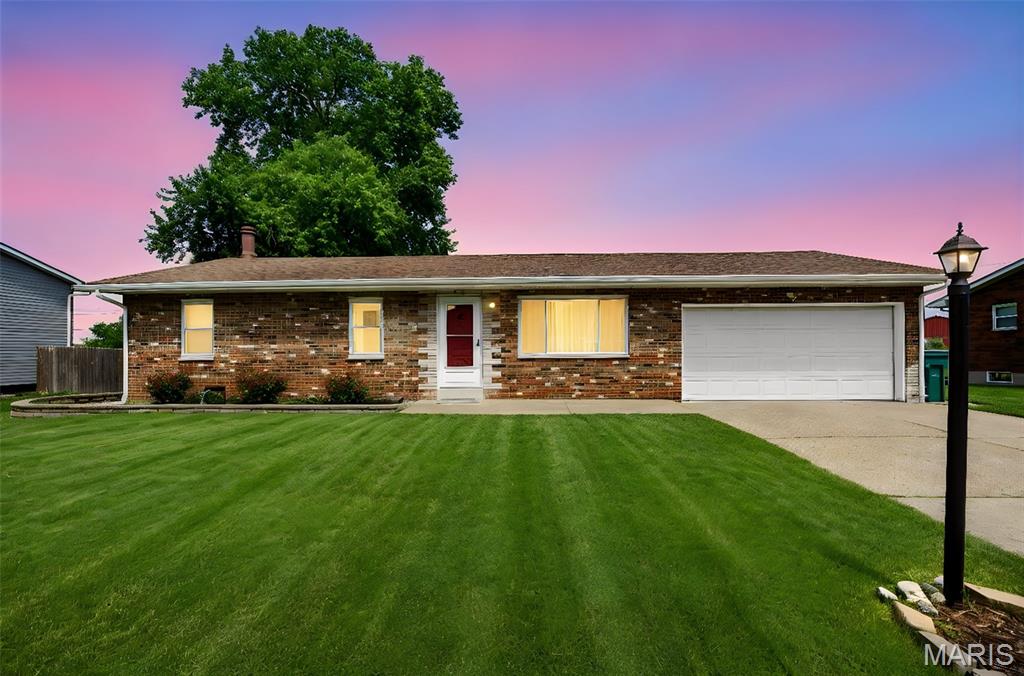 9 Paul Drive, Granite City IL — Photo 1