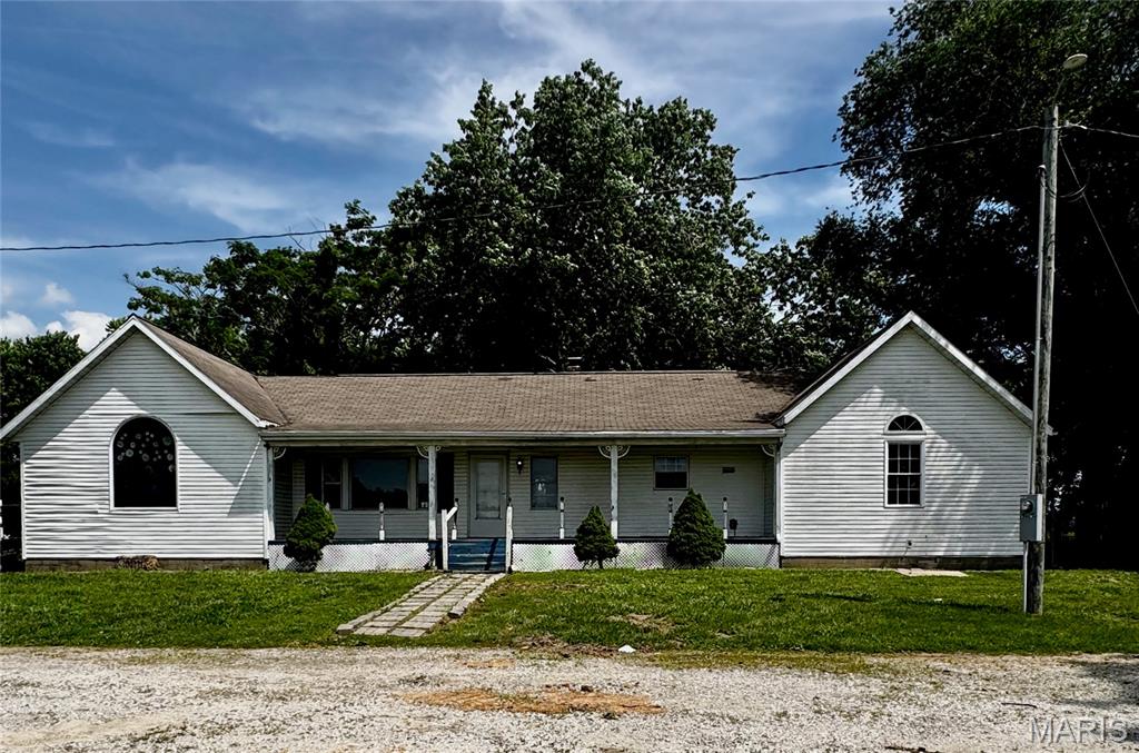 2270 1600 Street, Brownstown IL — Photo 1