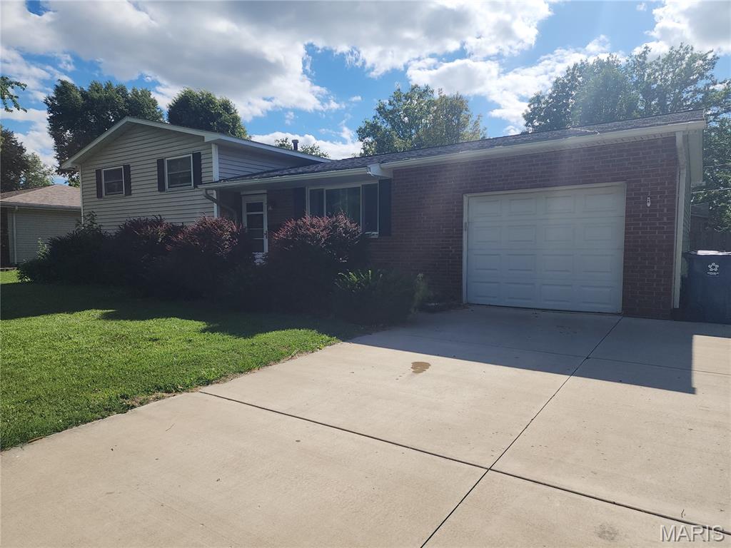 506 Texas Boulevard, Bethalto IL — Photo 1