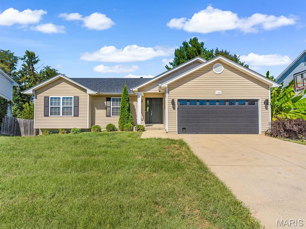 145 Pine Hollow Lane, Collinsville IL — Photo 1