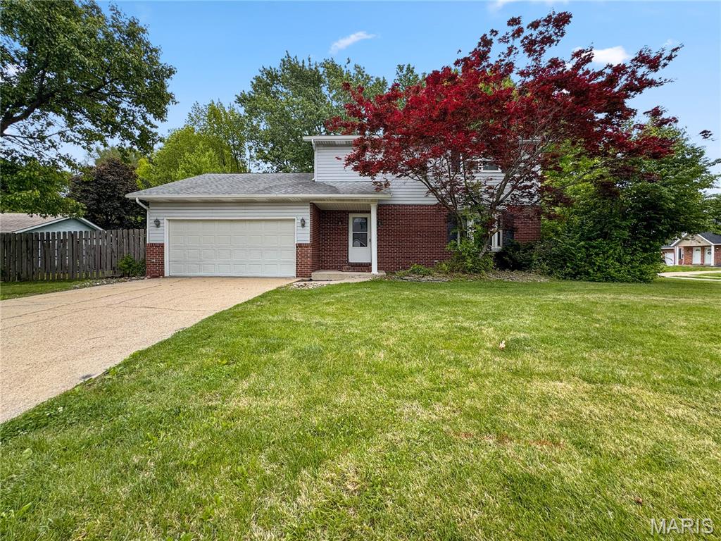 1902 Applegate Lane, Edwardsville IL — Photo 1