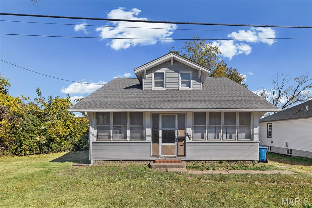 607 Milton Road, Alton IL — Photo 1