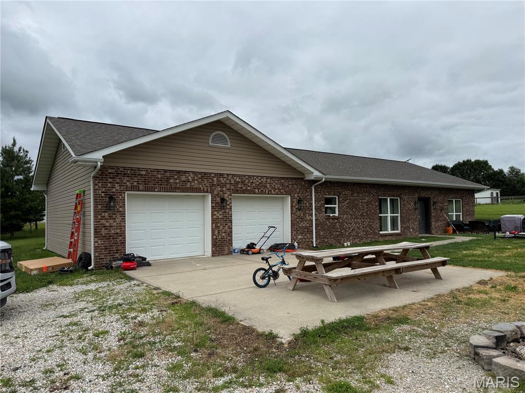 74 Block Lane, Montgomery City MO — Photo 1