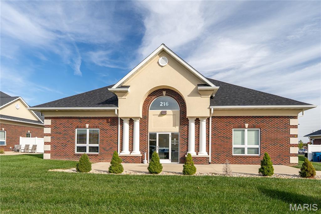 216 Evergreen Lane