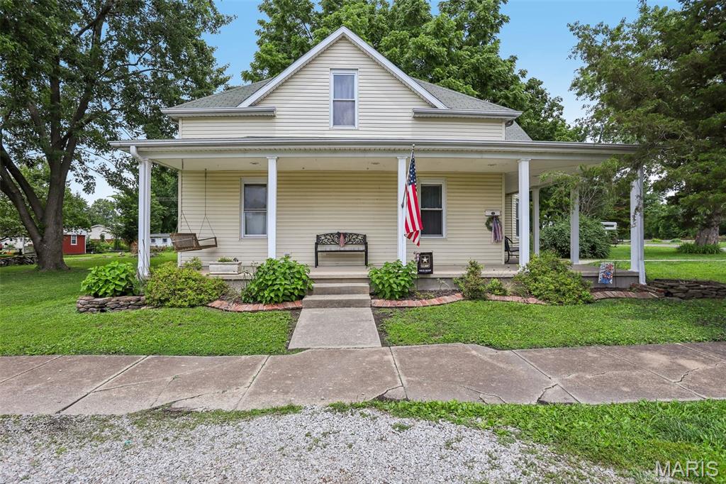 515 3rd North Street, Mount Olive IL — Photo 1