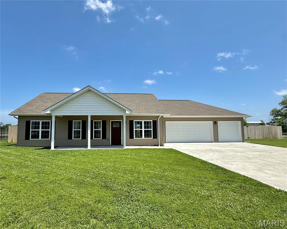 118 Joe D Drive, Jonesburg MO — Photo 1