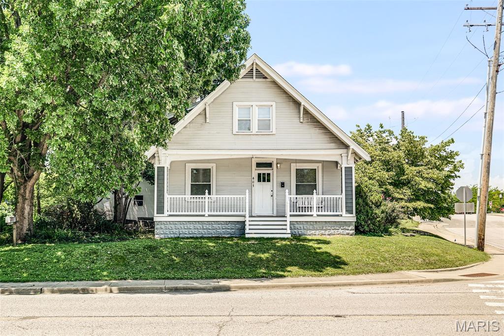 401 Plum Street, Edwardsville IL — Photo 1