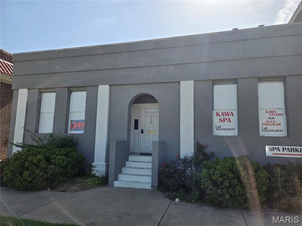 312 Madison Street, Litchfield IL — Photo 1