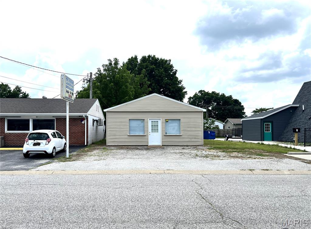 122 Bethalto Boulevard, Bethalto IL — Photo 1