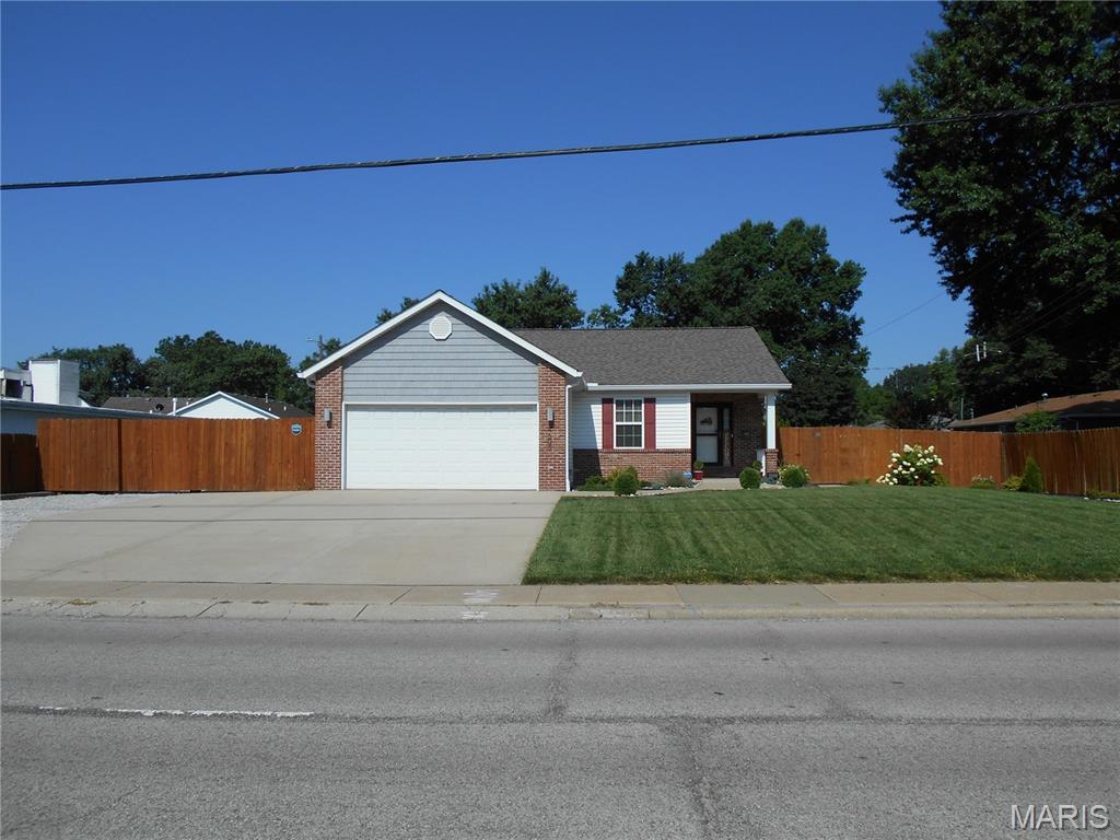 4605 Maryville Road, Granite City IL — Photo 1