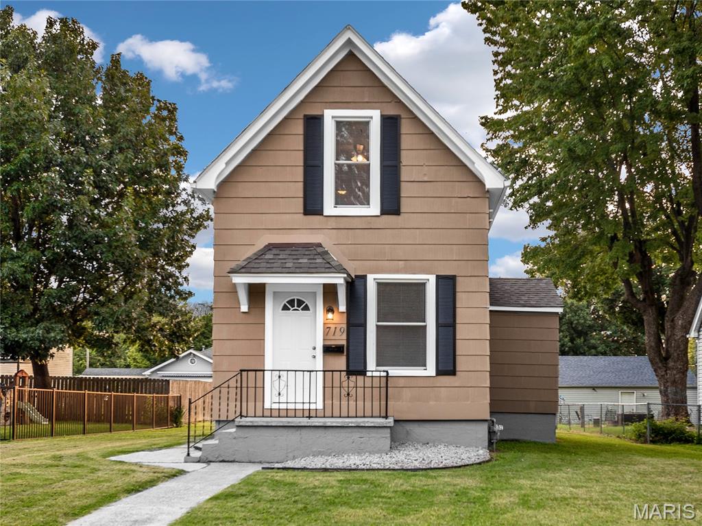 719 Summit Avenue, Collinsville IL — Photo 1