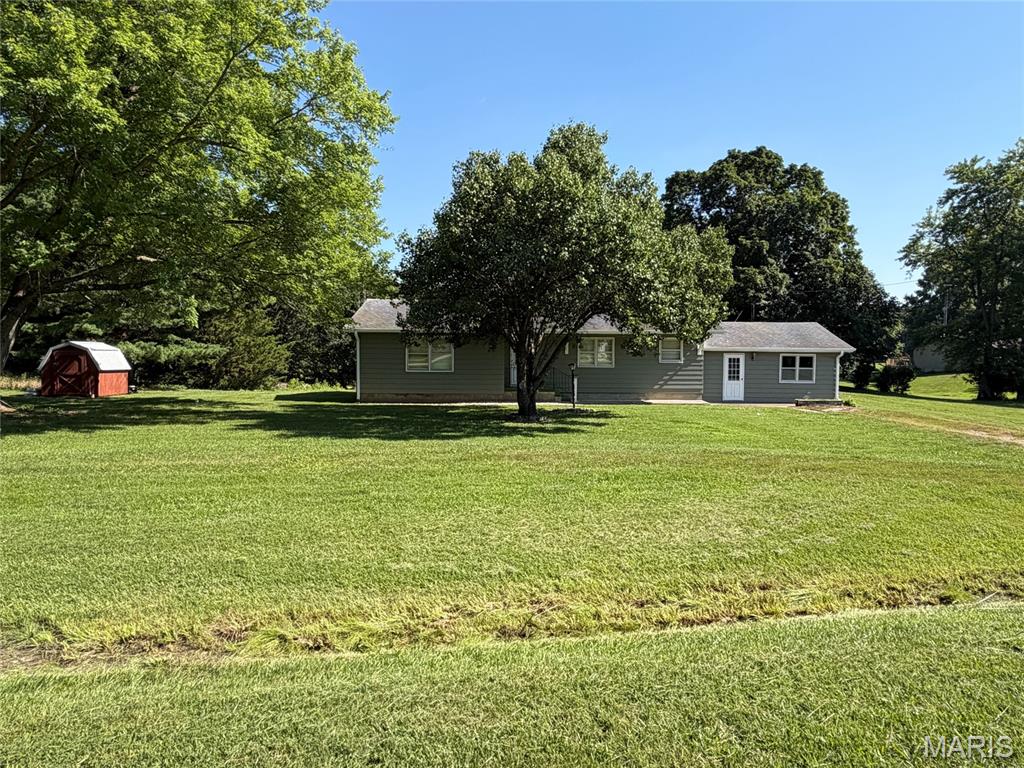 576 2700 Avenue, Ramsey IL — Photo 1